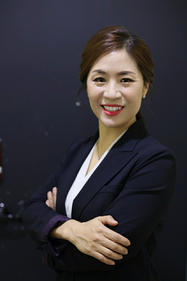 장은숙 작가 겸 연극배우