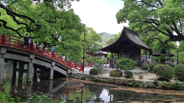 연못과 다이코바시