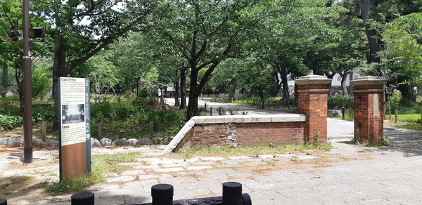 연합군주둔 표지석