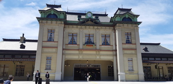 모치코역사 전경