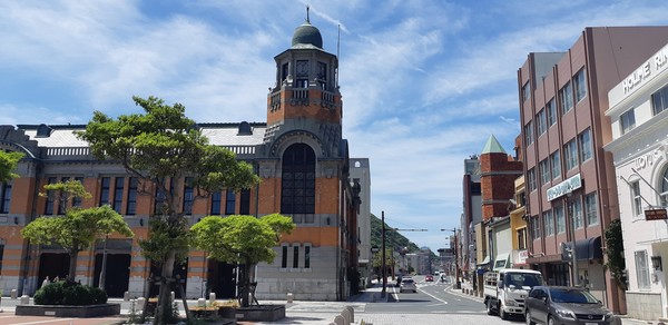 구오사카상선 건물