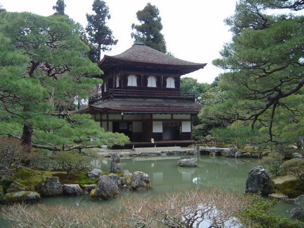은각사와 연못