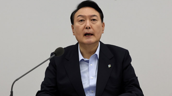 16일 오전 경기도 성남시 판교 제2테크노밸리 기업성장센터에서 열린 새정부 경제정책방향 발표 회의에서 발언을 하고 있는 윤석열 대통령 / 연합