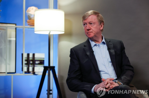 아나톨리 추바이스 전 러시아 대통령 특별대표 / 연합