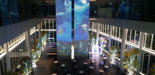 하루카스 60층에서 본 58층 카페 전경.