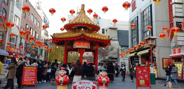 난킨마치 중심 팔각정