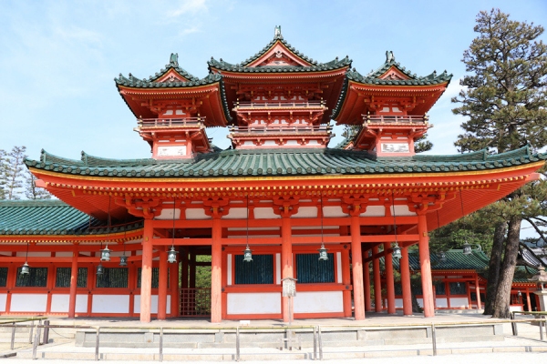 백호루(신궁 좌측)