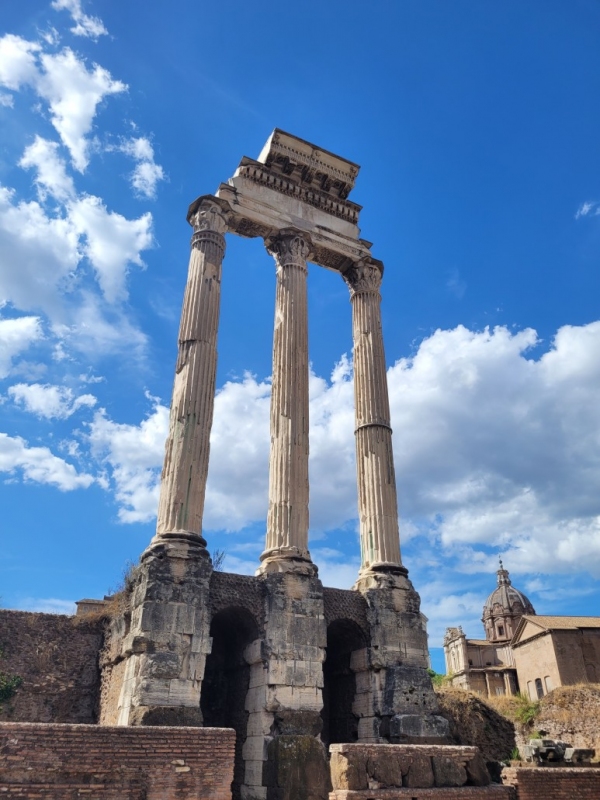 카스트로와 플록스 신전