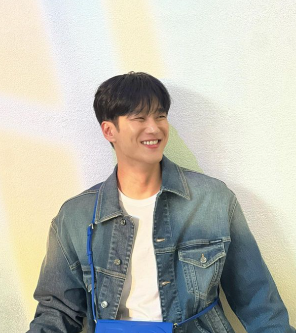 사진 = 안보현 인스타그램