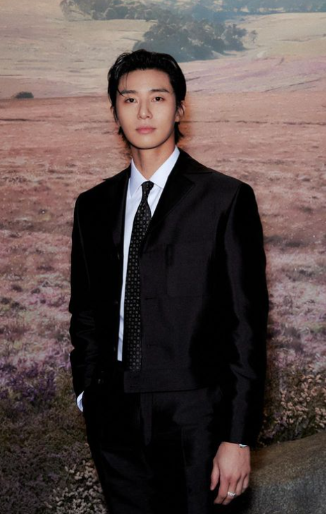 사진 = 박서준 인스타그램