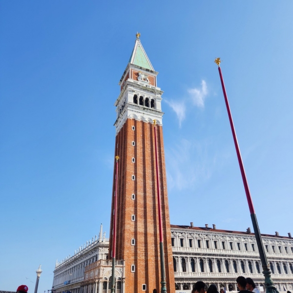 베네치아 광장 종탑