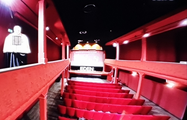 1899년 문을 연 프랑스 에덴 극장.