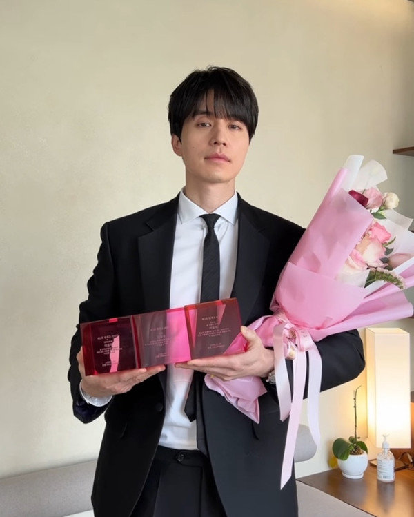 사진 = 이동욱 인스타그램