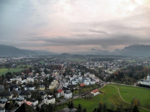 호헨부르크성에서 바라본 잘츠부르크 전경.