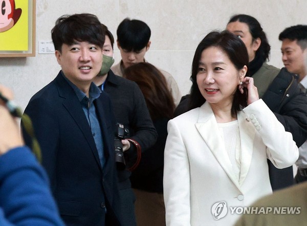 <b>허은아</b>, 이준석 신당으로... <b>프로필</b>은?