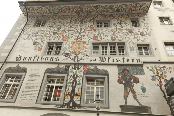 구시가지 프레스코 벽화