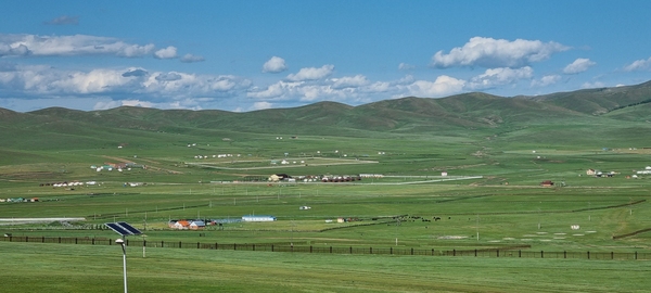 칭기즈칸 기념관 전망대에서 본 테를지공원.