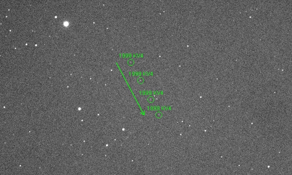 Localização do asteróide 1999 KV4.  Fornecido por Daejeon Dongshin Science High School
