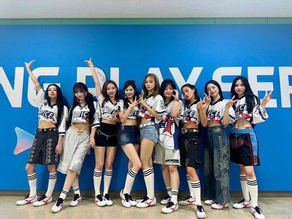 사진=트와이스 공식 SNS