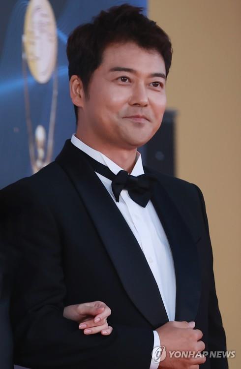 다시 돌아온 '세상에 이런일이'... 새 시즌 MC로 <b>전현무</b> 발탁