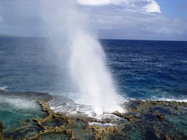 티니안 블로우 홀