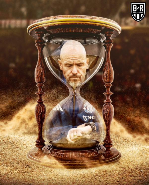 사진= 경질압박을 받고 있는 텐하흐 감독. brfootball 인스타그램