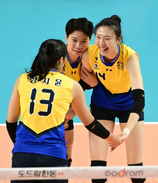 사진 = 한국배구연맹 제공