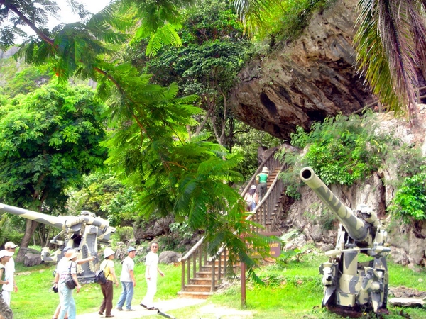 최후사령부 올라가는 길