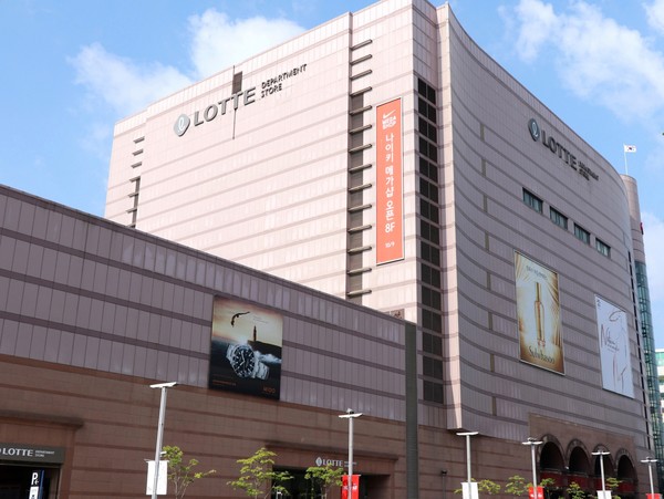 [백화점산책] 롯데백화점 대전점, K2그룹 슈퍼위크 행사 진행 - 뉴스 썸네일 이미지