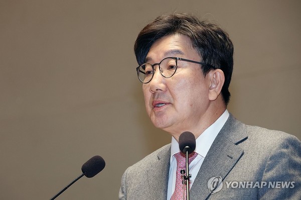 사진= 연합뉴스(국민의힘 권성동 원내대표가 13일 오후 서울 여의도 국회에서 열린 의원총회에서 발언하고 있다.)