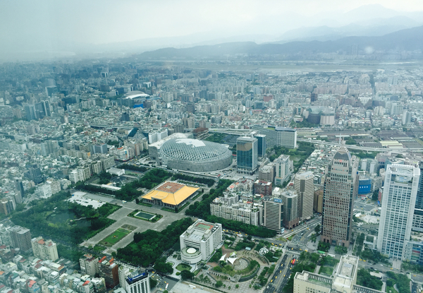 101 타워 전망대에서 바라본 시내 풍경