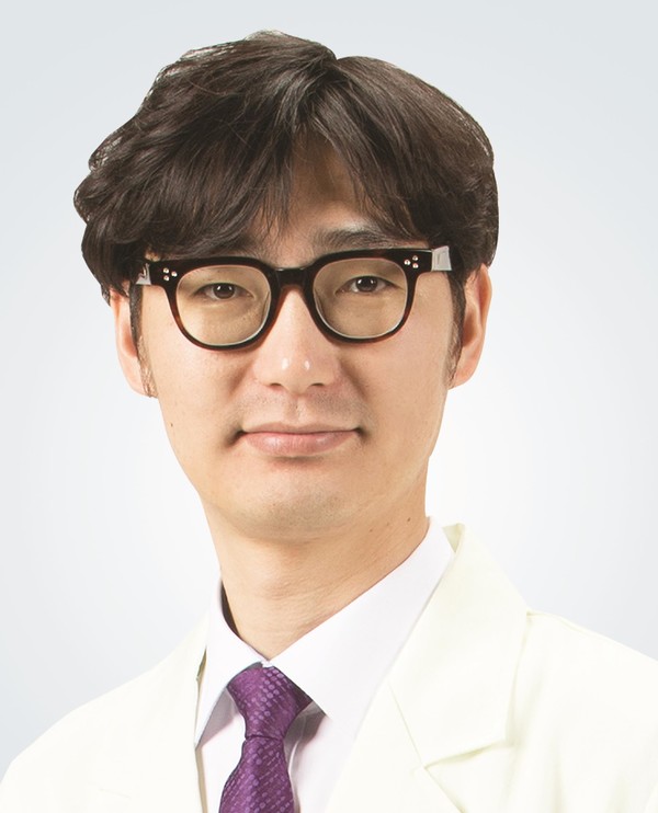 대전우리병원 척추센터 진료원장 유채민(신경외과 전문의). 대전우리병원 제공