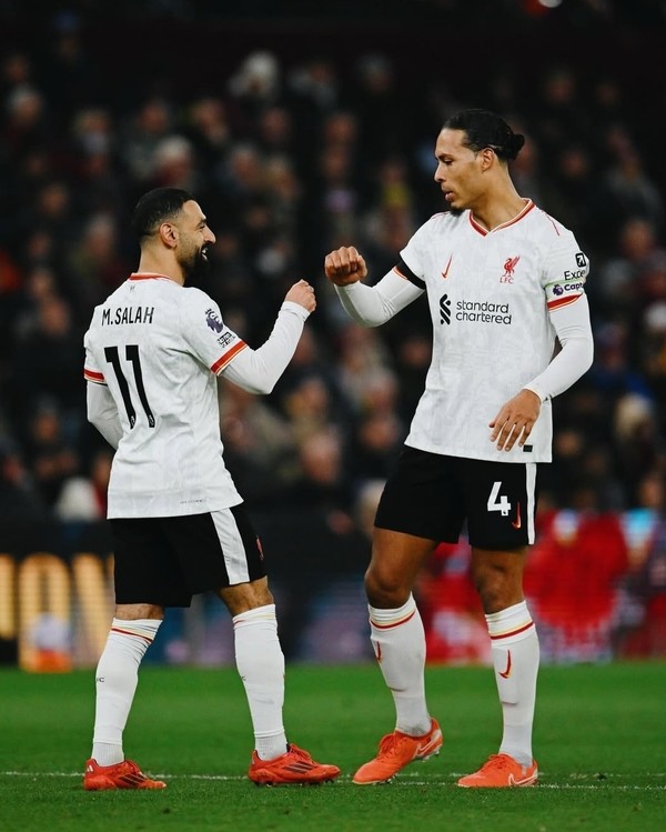 사진= 반다이크 인스타그램