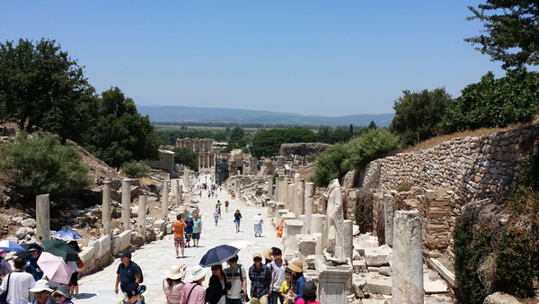 고대 그리스의 아테네에 의해 기원전 9세기에 건립된 식민도시 '에페소'