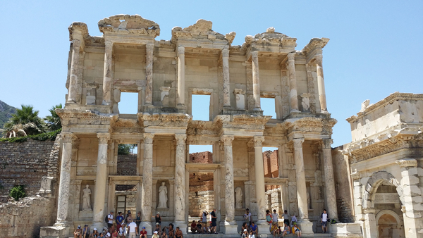 에페소 켈수스 도서관