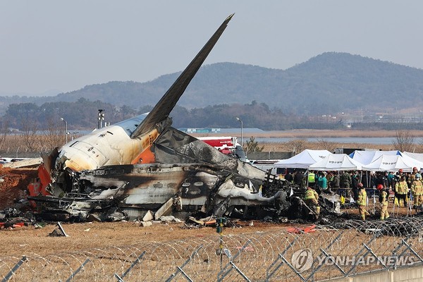 사진 = 무안공항에서 발생한 12·29 제주항공 여객기 참사 / 연합뉴스