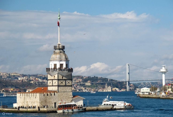 ‘처녀의 탑(Maiden’s Tower)’ 등대