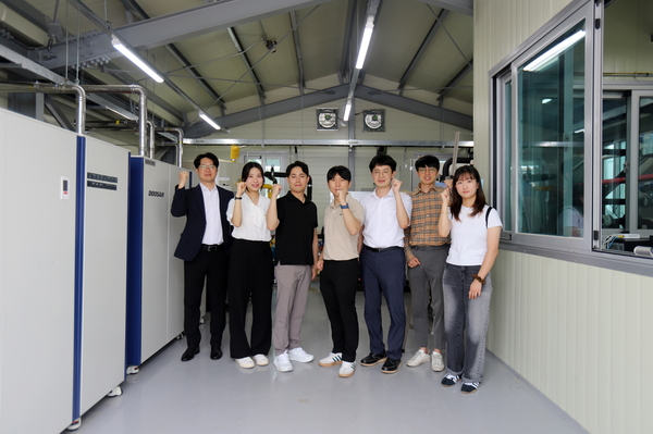 온실 3중 열병합발전 시스템을 개발한 기계연 미래농생명공학연구단 및 무탄소발전연구실 연구팀. 한국기계연구원 제공