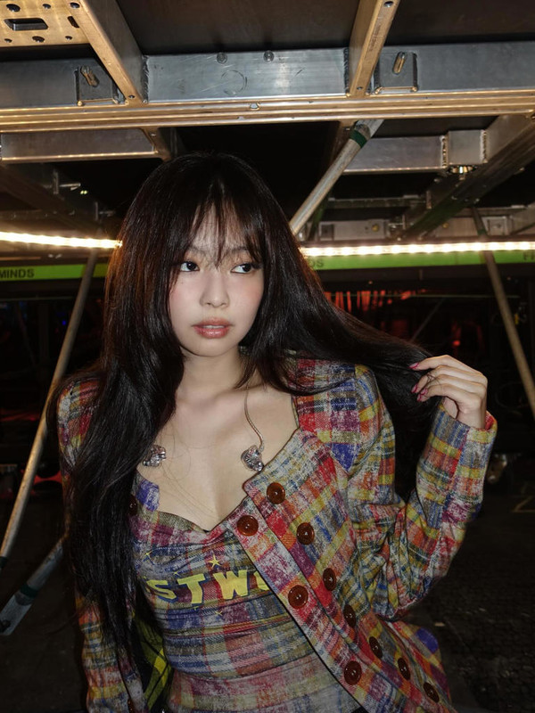 사진=제니 인스타그램