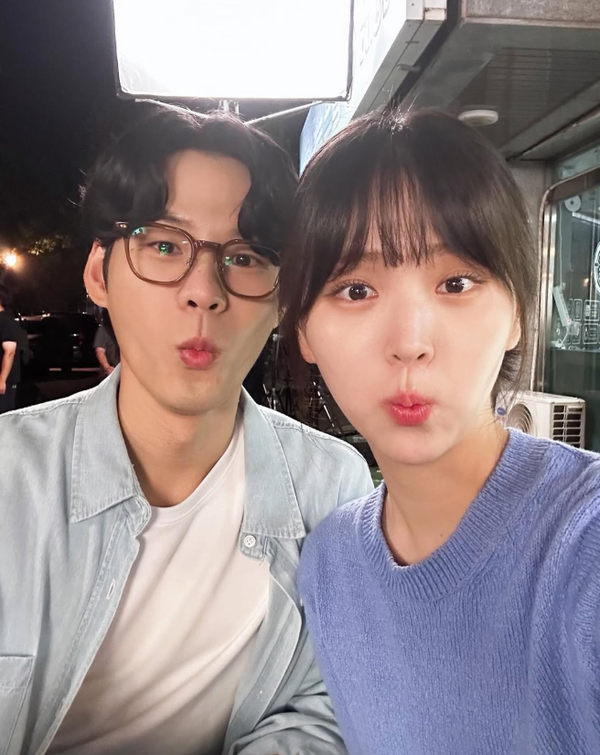 사진=윤지온 인스타그램