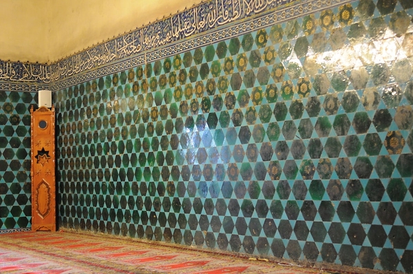 녹색 모스크 내부 모습