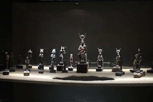 고왕국 시대의 신들