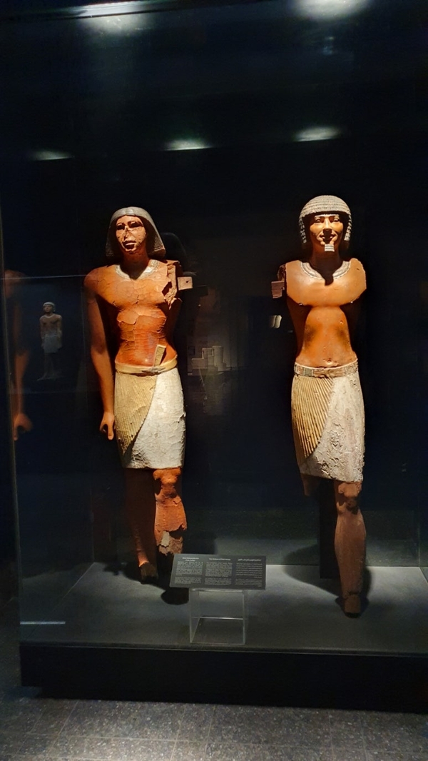 이집트 서민 목각 조각상