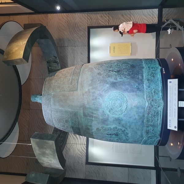 사진은 진천 종 박물관 내부 모습. 진천군 제공