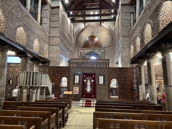 예수 피난교회 제단