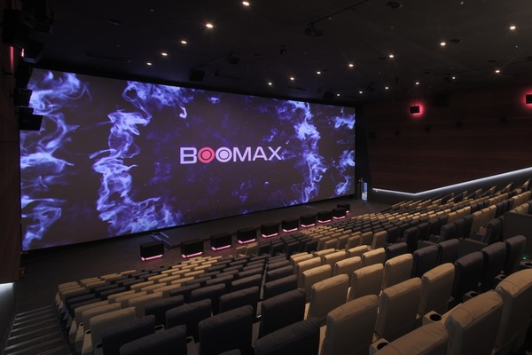 롯데시네마, 베트남 첫 '광음시네마'... 현지 공략 본격화 - 뉴스 썸네일 이미지