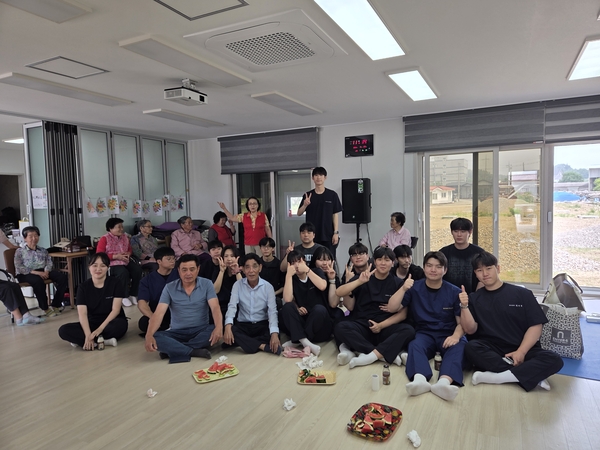 지역 대학생들 당진서 따뜻한 나눔 ··· 정미면 경로당 의료 봉사 실시 - 뉴스 썸네일 이미지