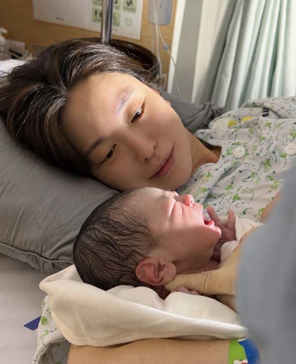 '<b>얼짱</b>' 유혜주, 출산 3일 만에 유튜브 중단… 동생들까지 무슨 일?